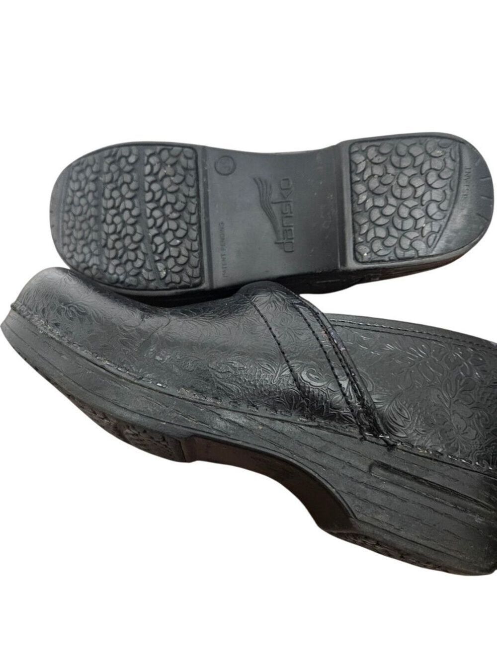 DANSKO Women's Professional Tooled Black Clogs Sz 39 - Picture 6 of 9